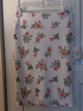 Luluroe Floral Pink Pencil Skirt